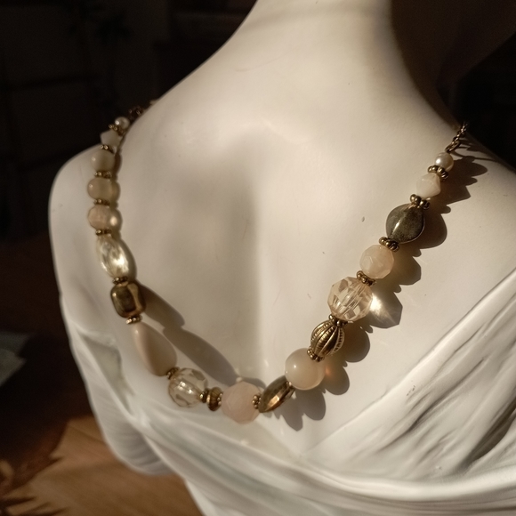 Off White and Brass Necklace - Picture 4 of 17